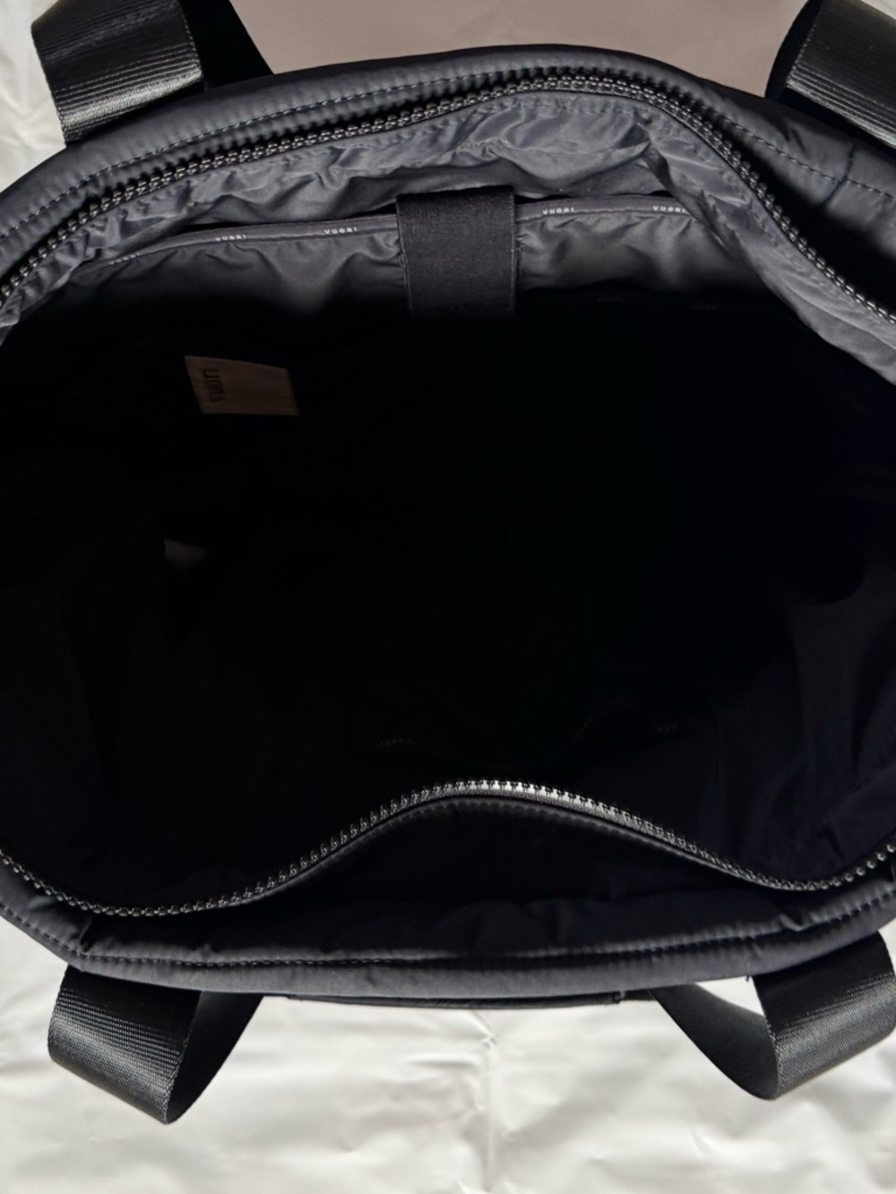 VUORI•ALL AROUND TOTE•BLACK•OS - Picture 7 of 10